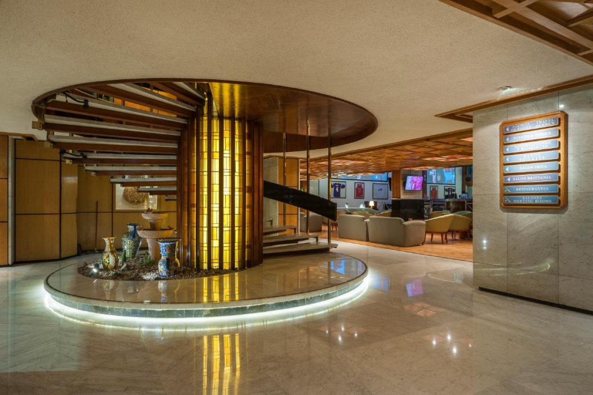 Hotel Casa Blanca