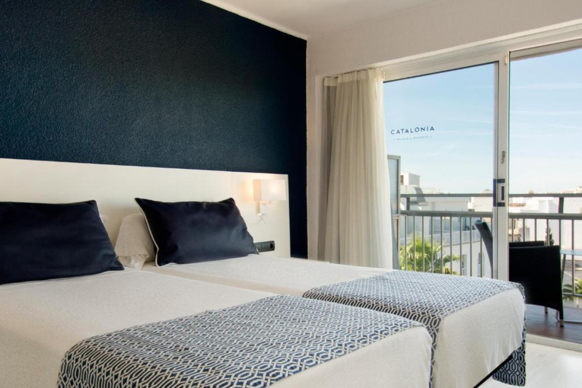 Hotel Catalonia del Mar - Adults Only