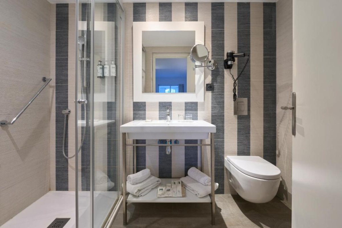 Hotel Catalonia del Mar - Adults Only