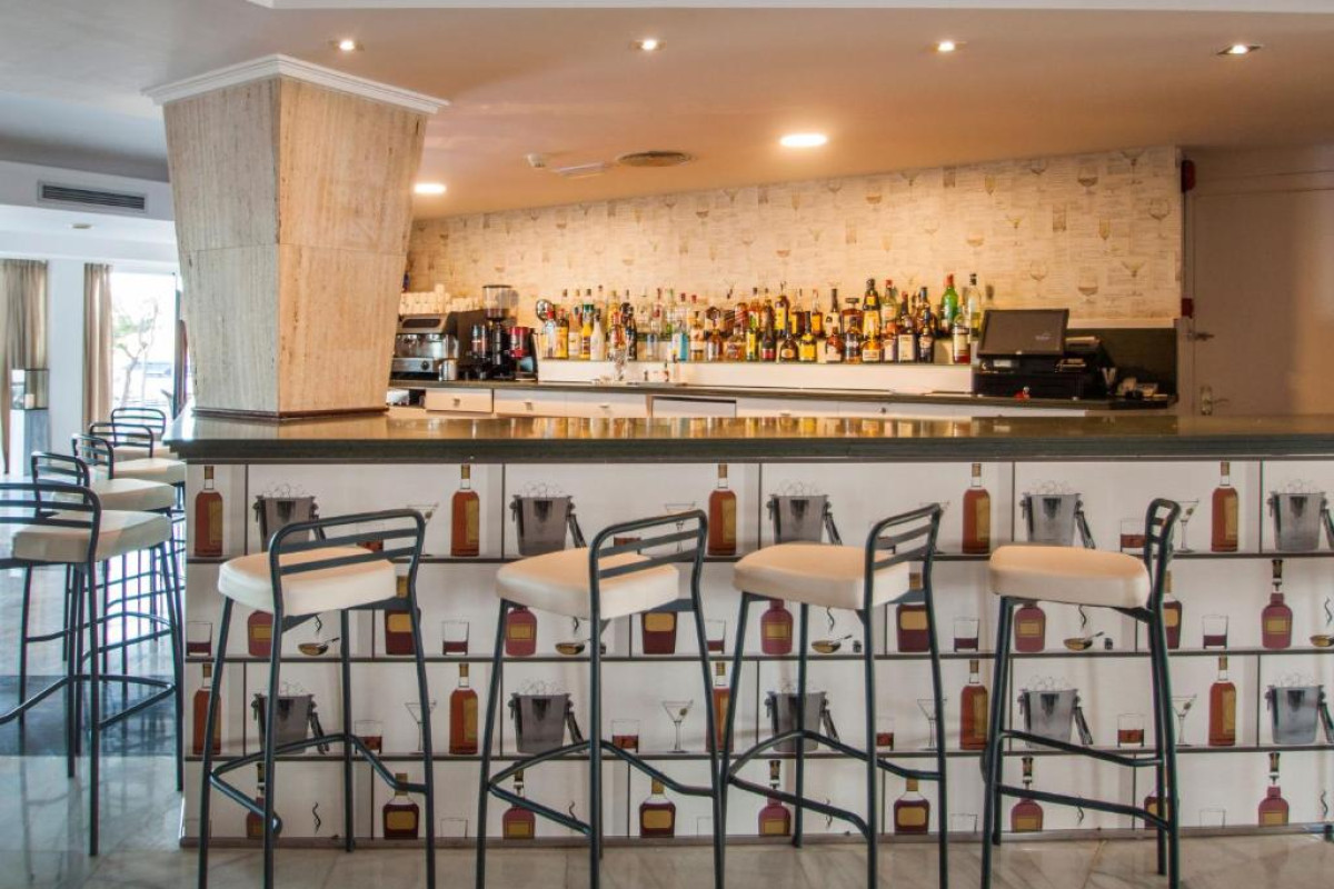 Hotel Catalonia del Mar - Adults Only