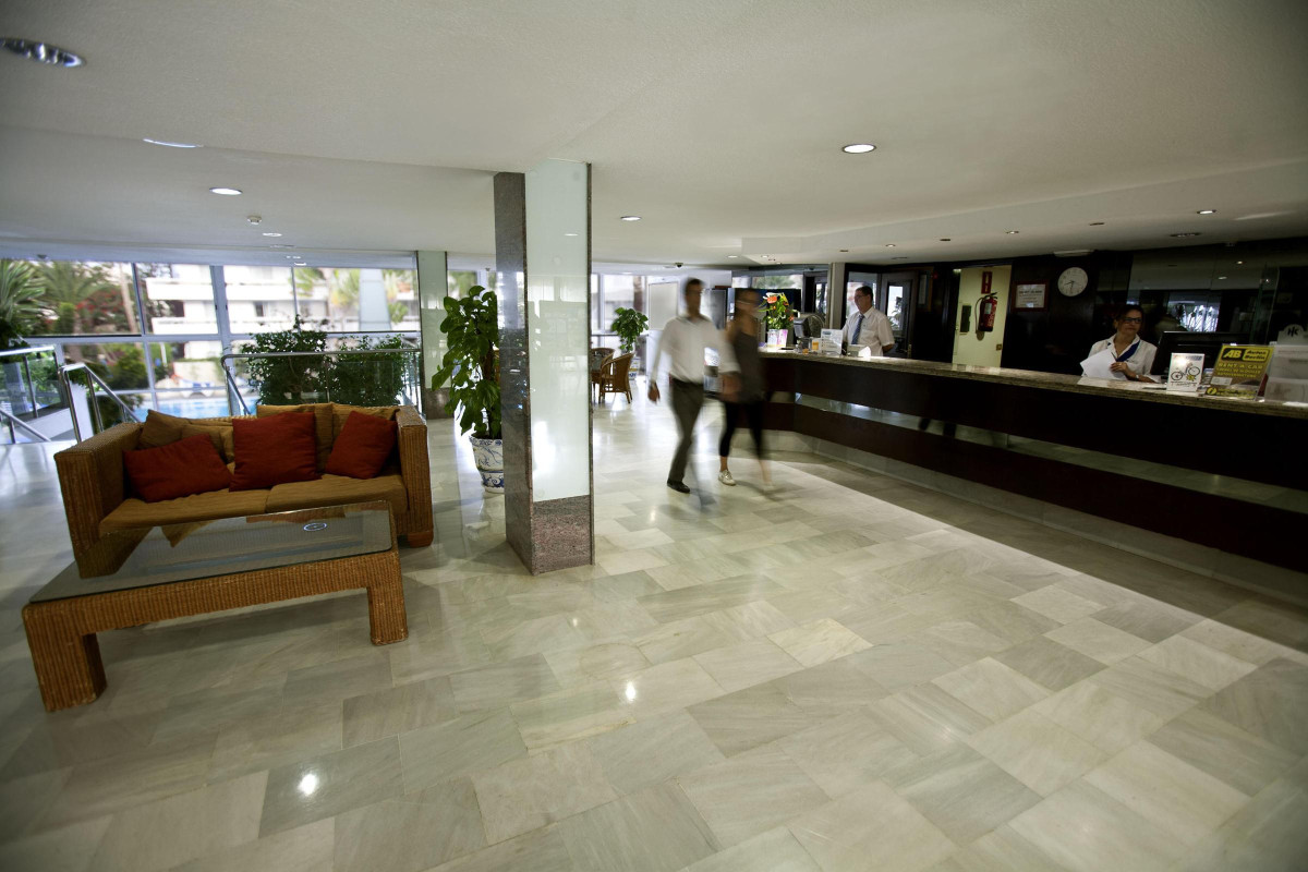 Hotel Catalonia Oro Negro
