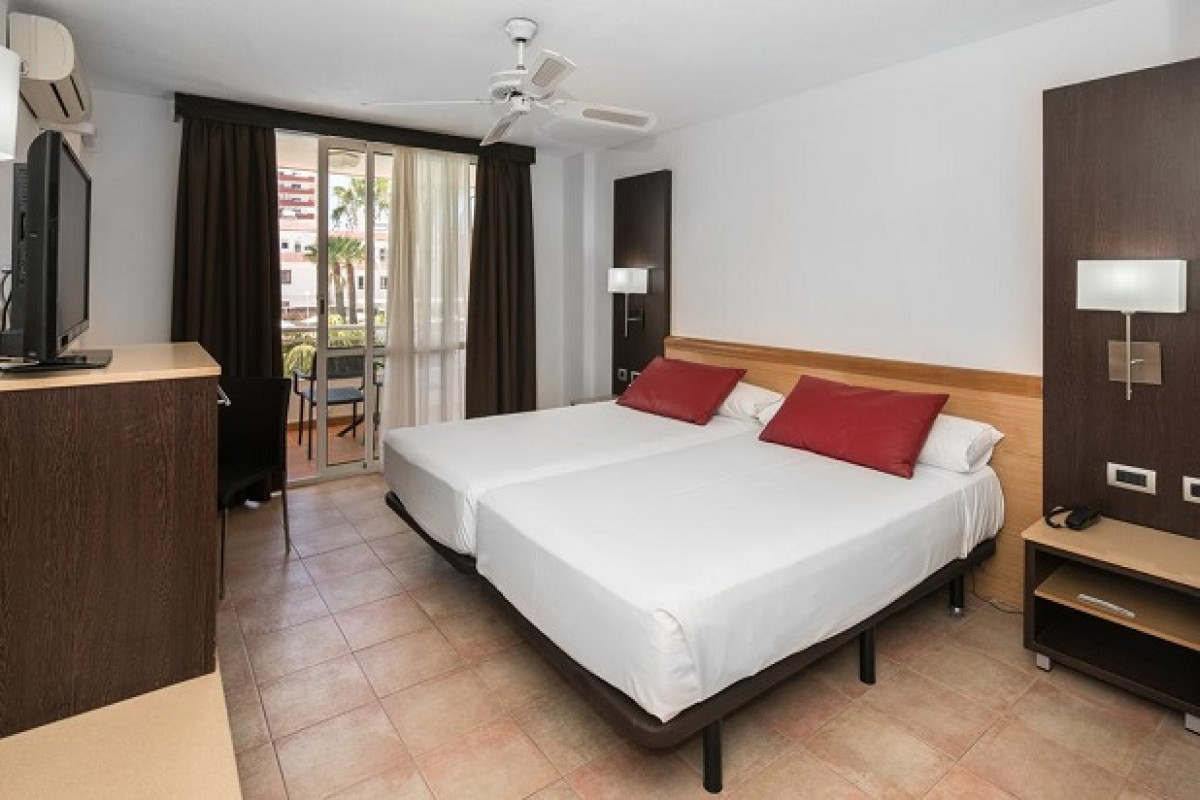 Hotel Catalonia Oro Negro