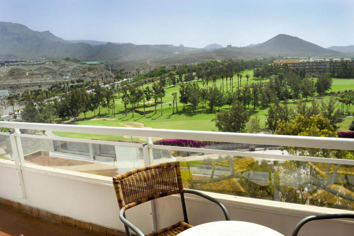Hotel Catalonia Oro Negro