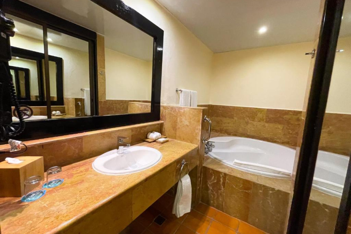 CATALONIA PUNTA CANA