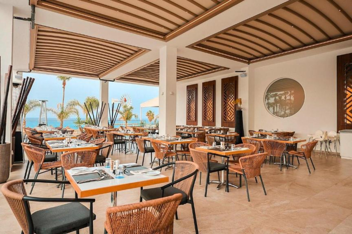 Hotel Cavo Maris Beach