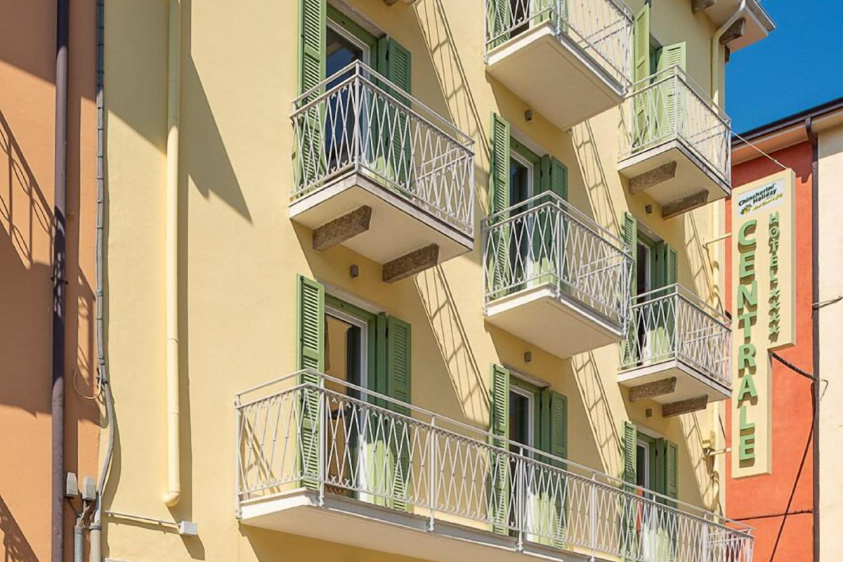 Centrale