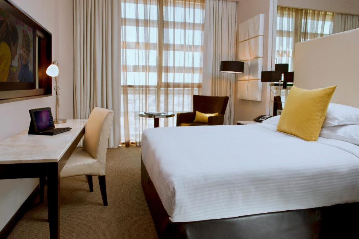 Hotel Centro Al Manhal by Rotana