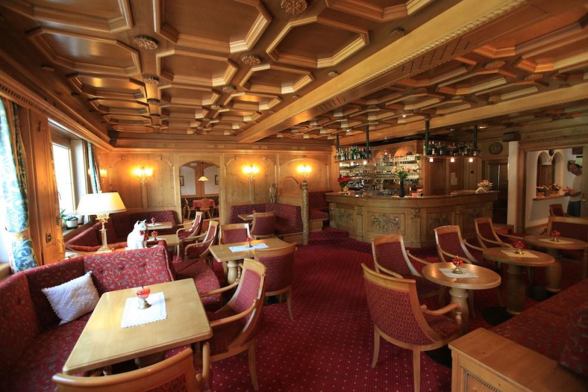 Hotel Cesa Tyrol