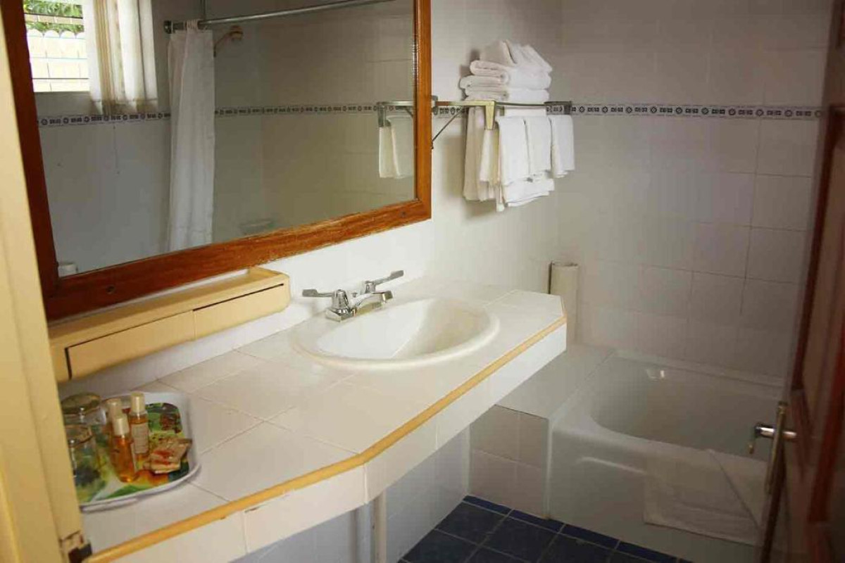 Hotel Charela Inn