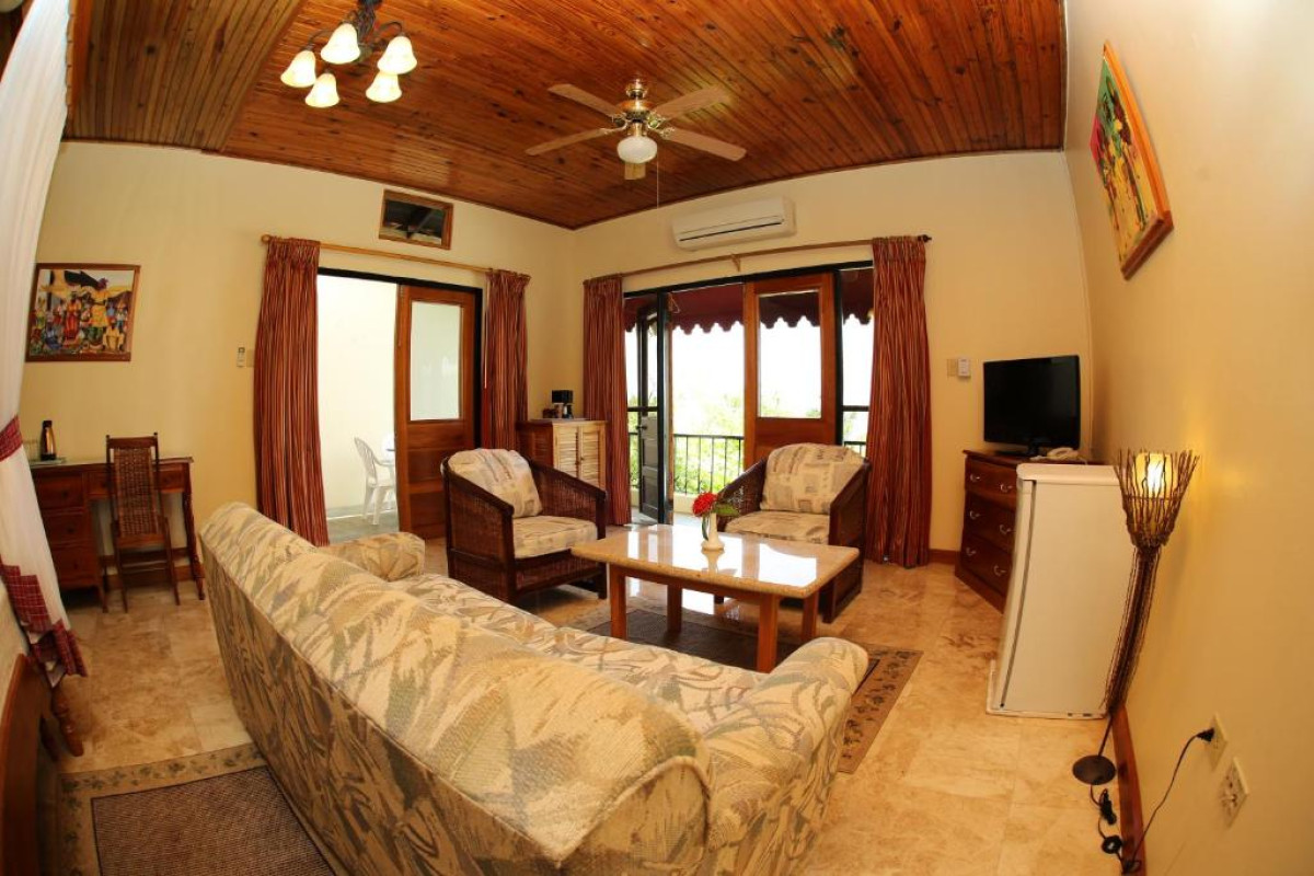 Hotel Charela Inn