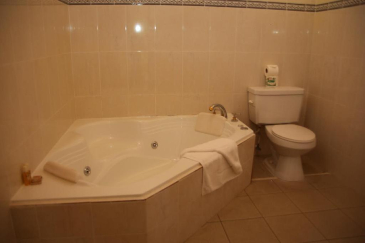 Hotel Charela Inn