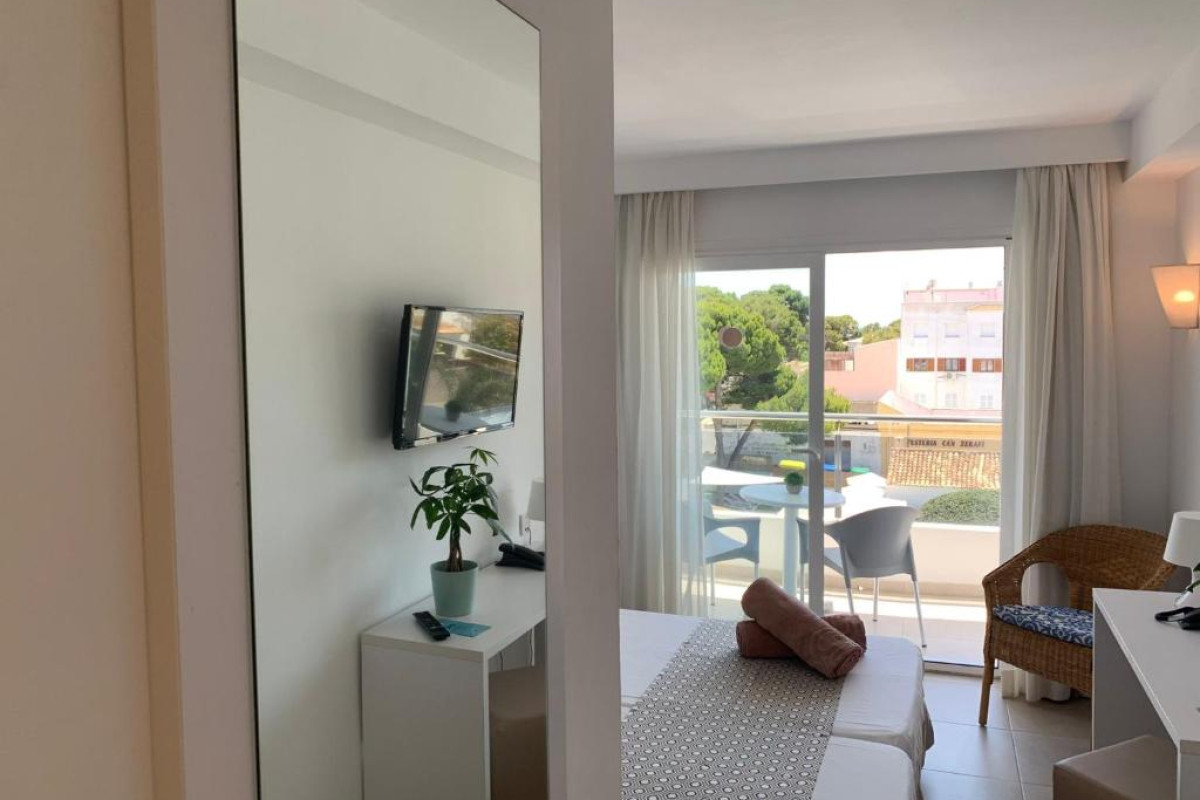 Chevy Hotel  Suites