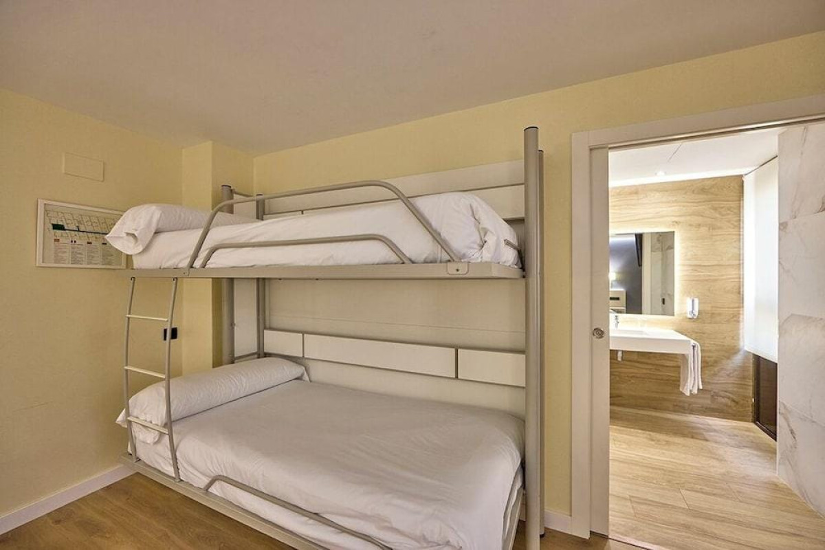 Hotel Civis Jaime I