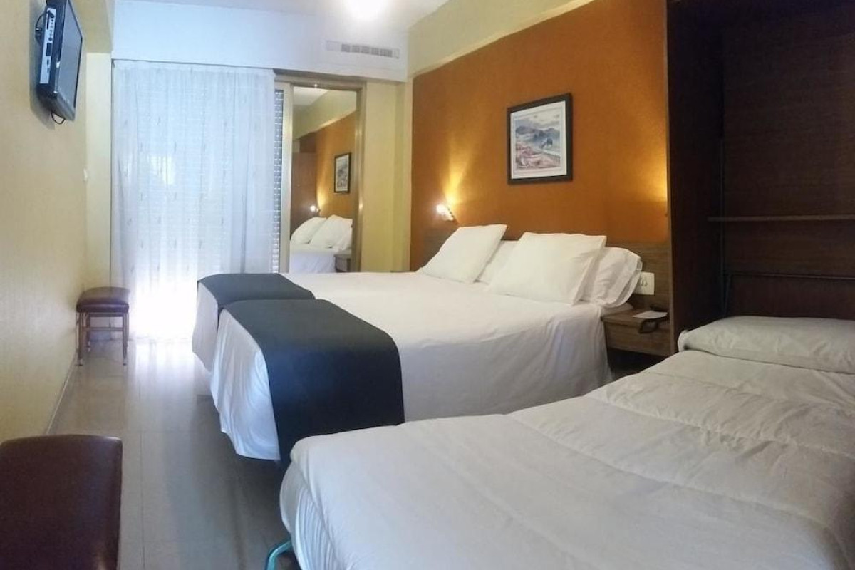 HOTEL CLIBOMAR