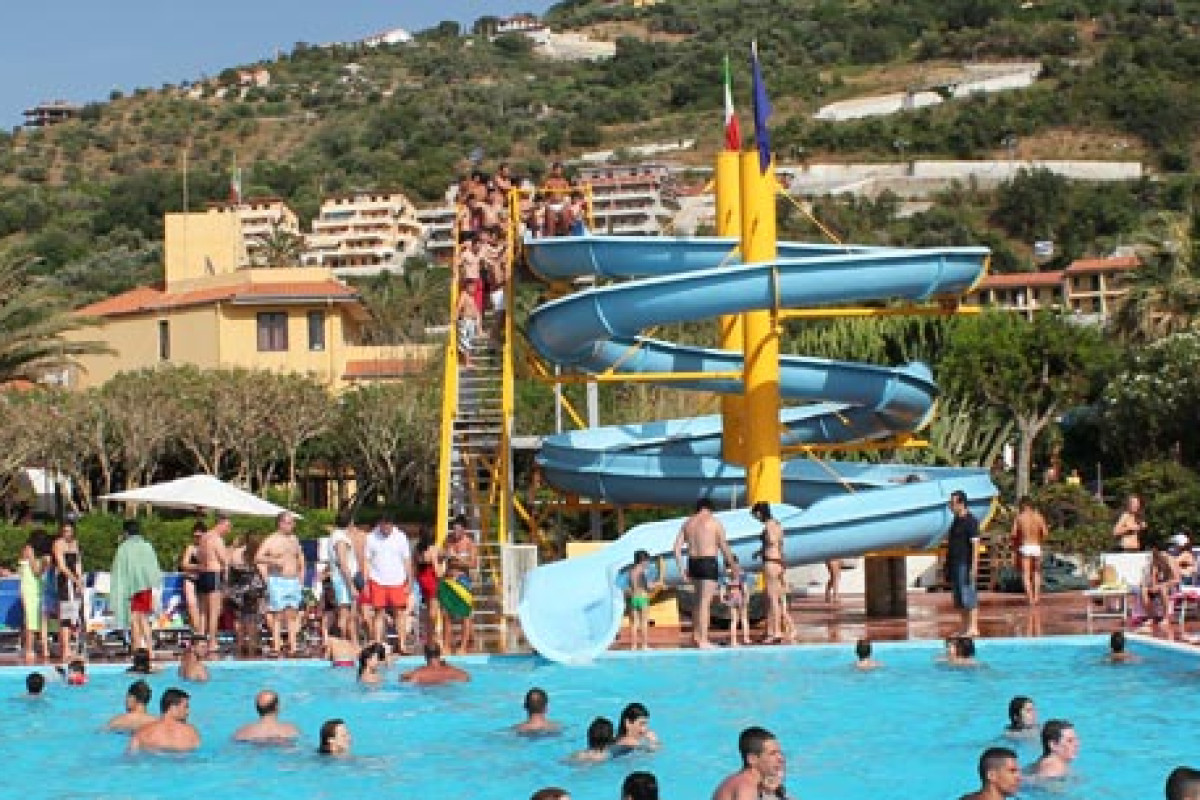 HOTEL CLUB CALANOVELLAMARE