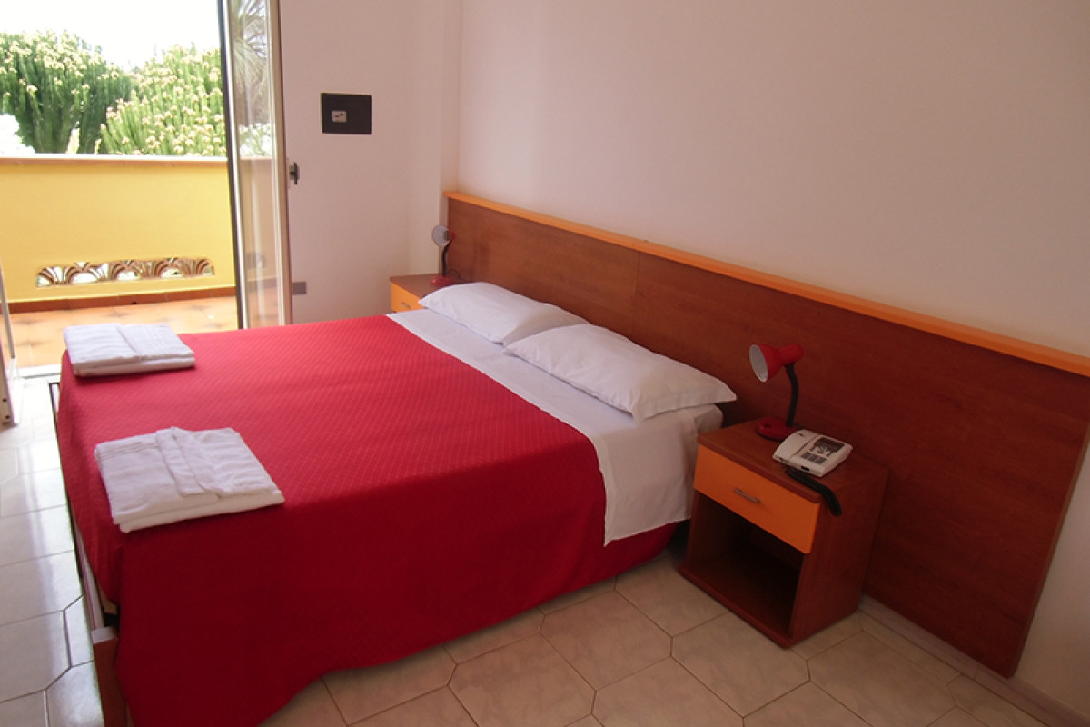 HOTEL CLUB CALANOVELLAMARE