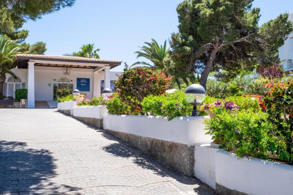 Hotel Club Es Talaial