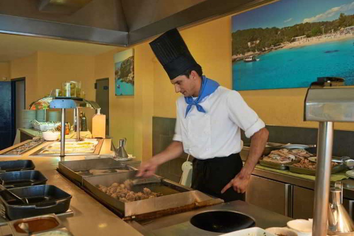 Hotel Club Palia Maria Eugenia