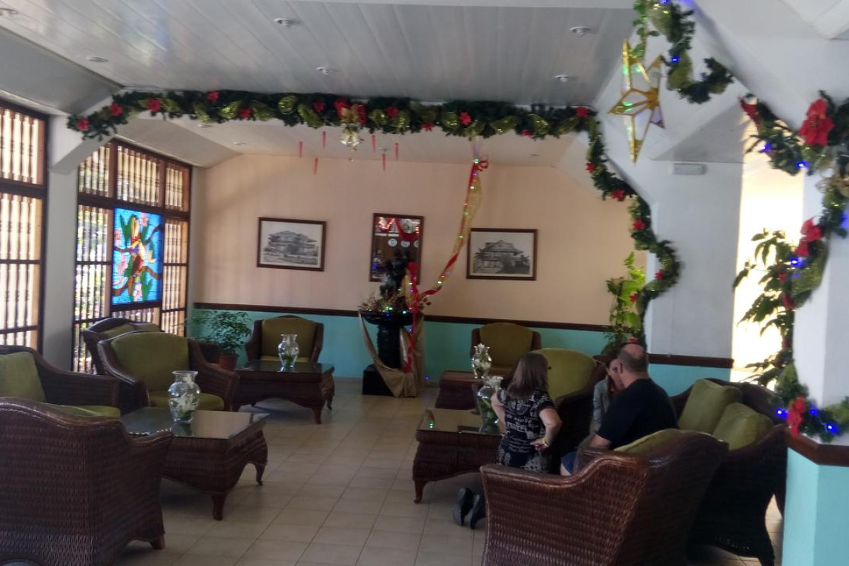 Hotel Club Tropical