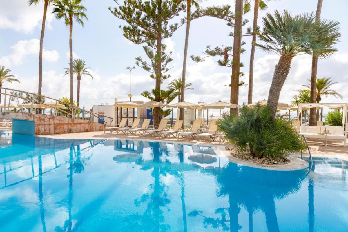 Hotel CM Playa del Moro