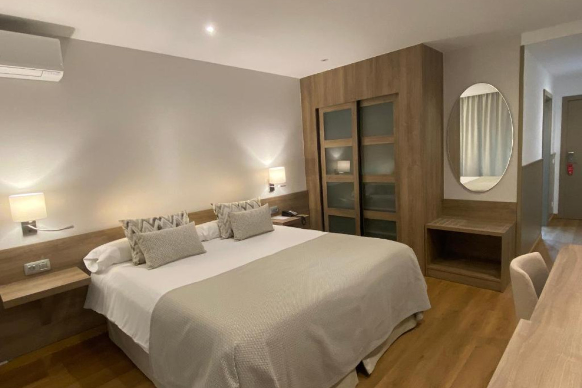 HOTEL COLÓN RAMBLA