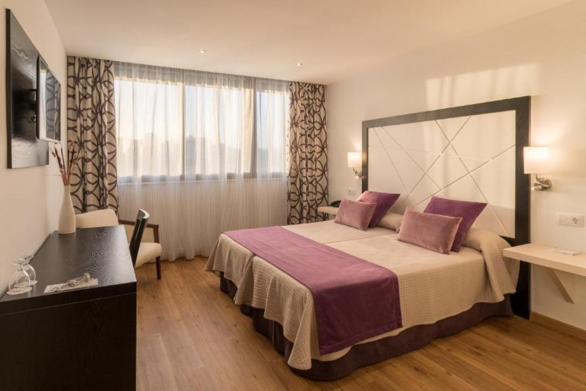 HOTEL COLÓN RAMBLA