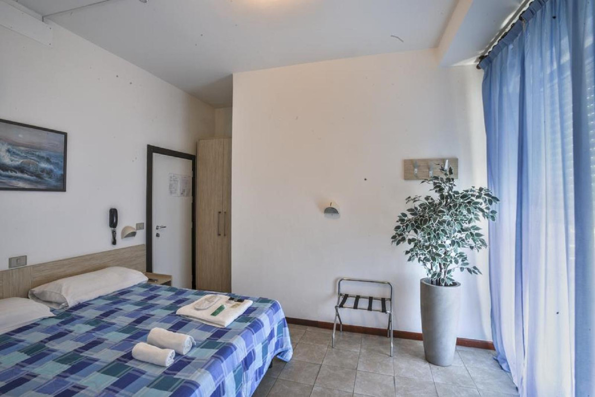 HOTEL CONTINENTAL