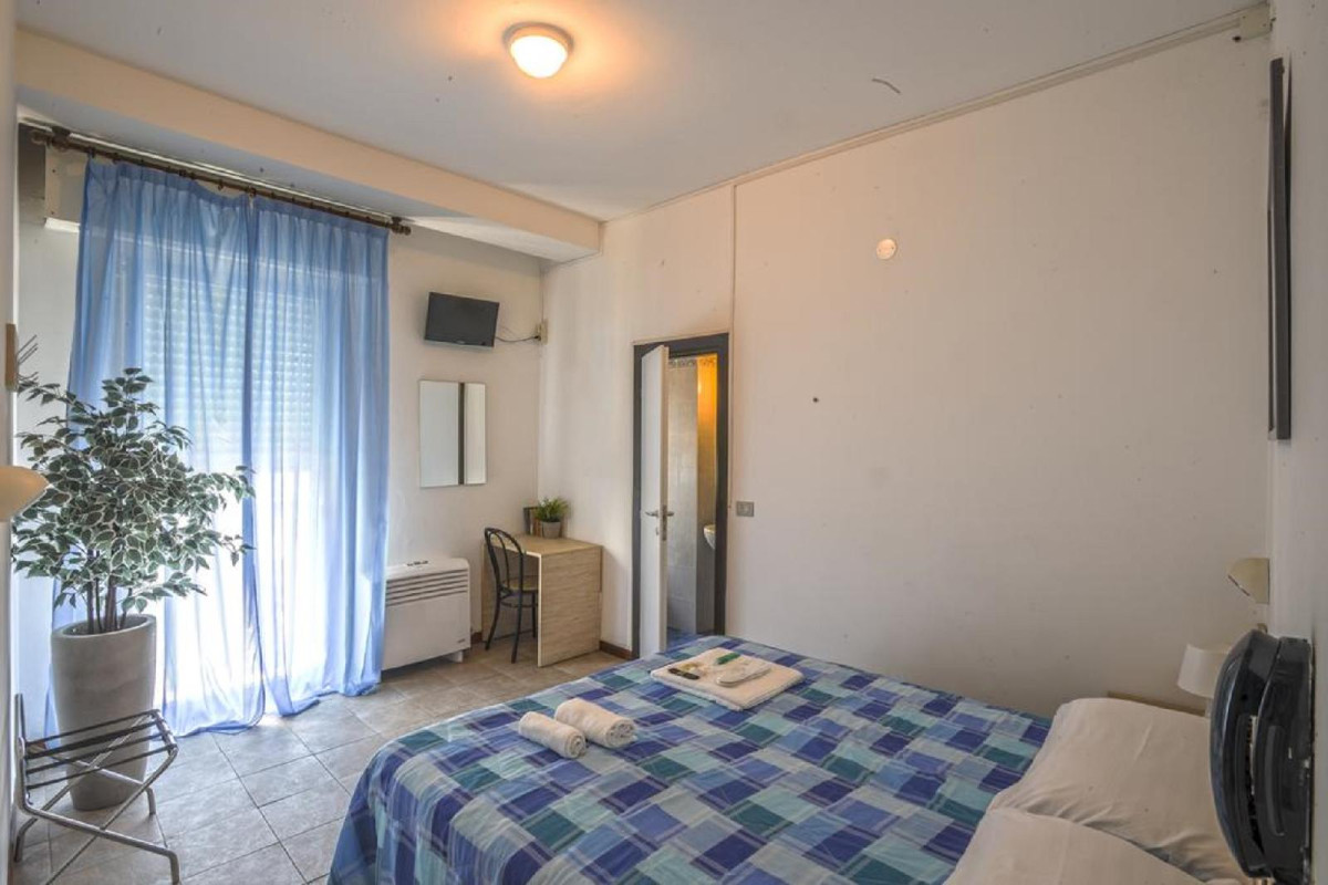 HOTEL CONTINENTAL