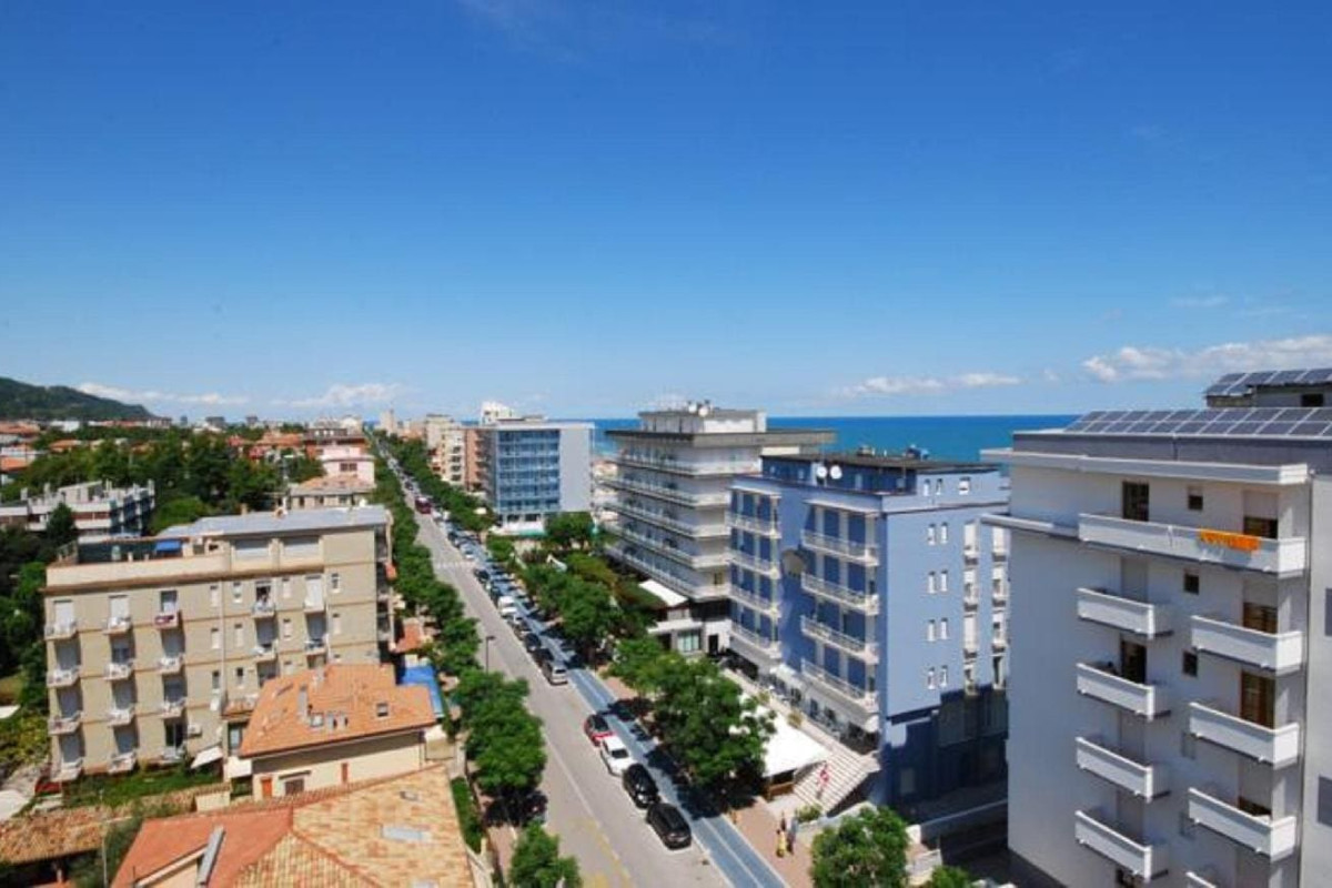HOTEL CONTINENTAL