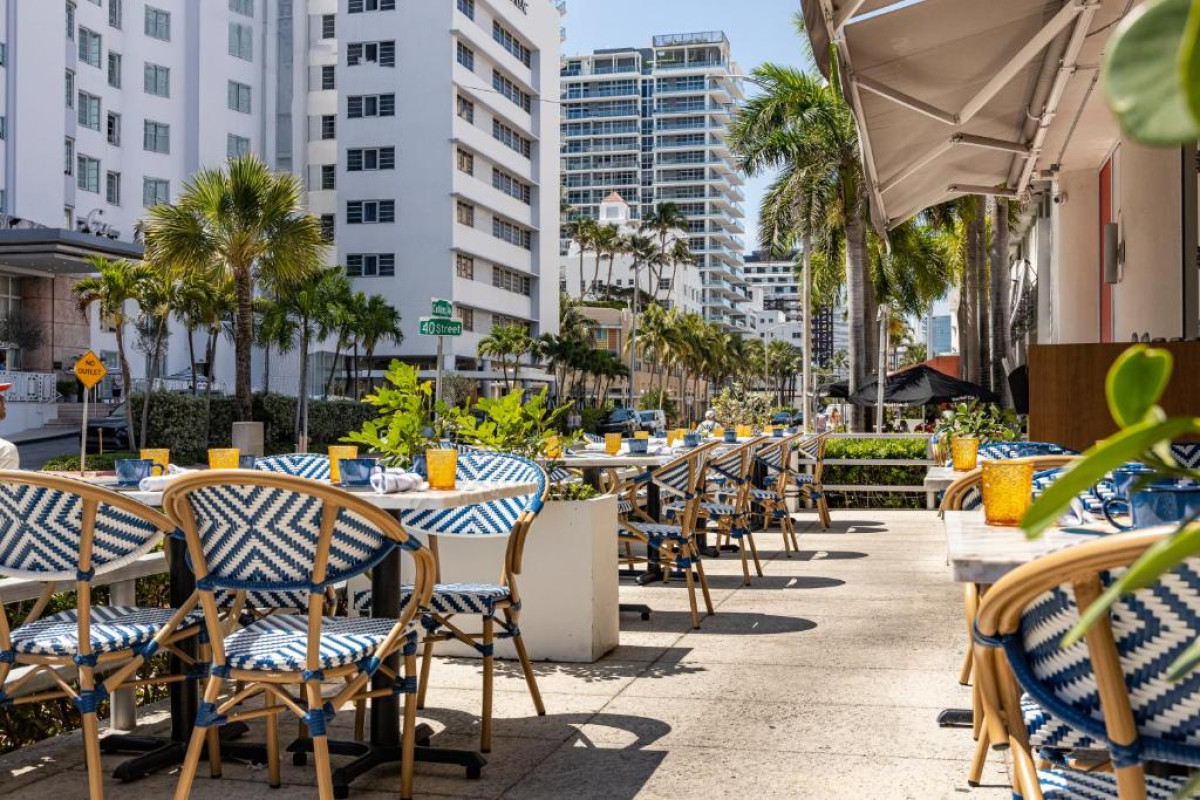 Hotel Continental Miami Beach, Tapestry Collection by Hilton