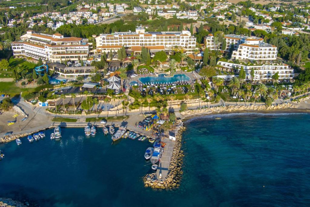 CORAL BEACH HOTEL