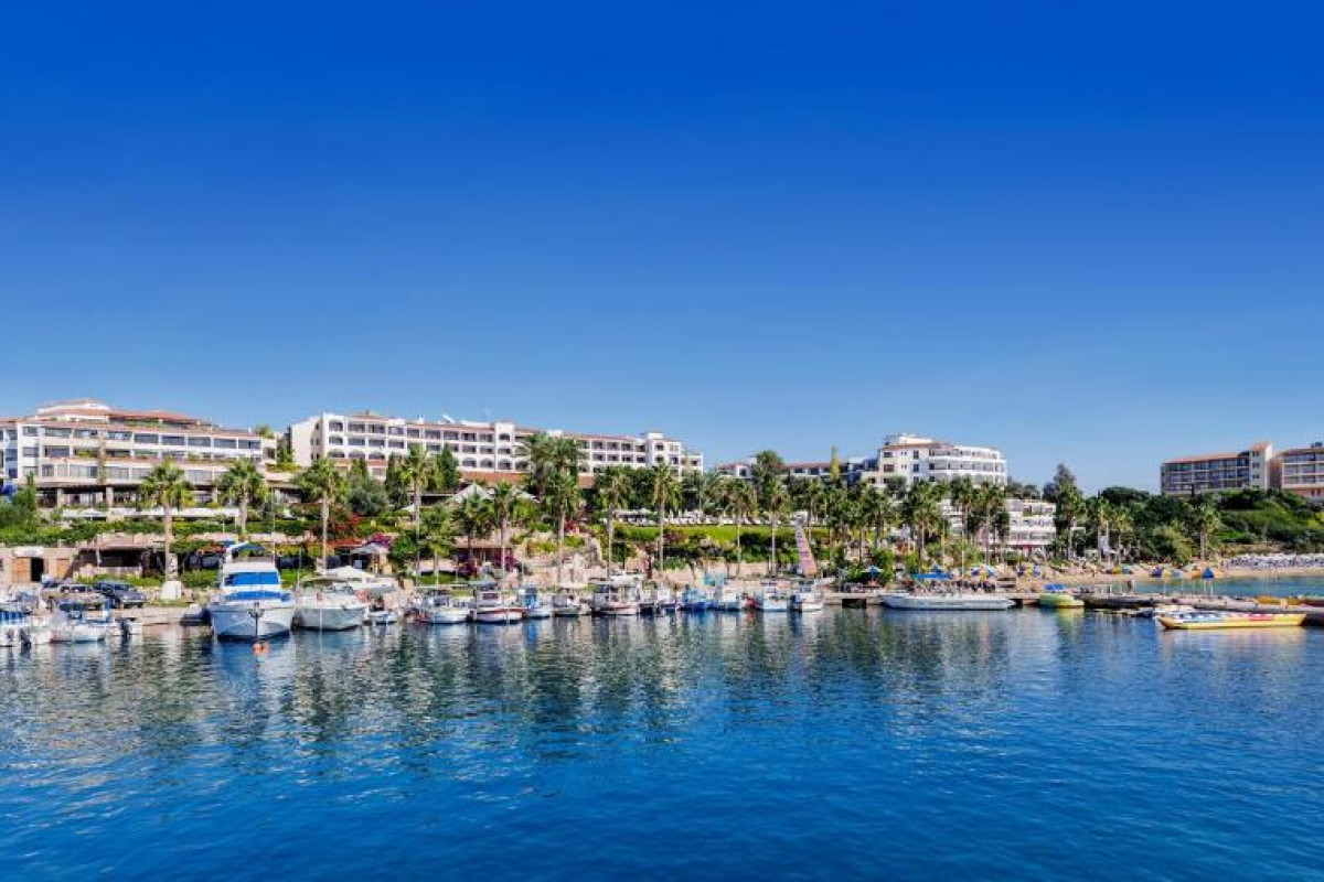 CORAL BEACH HOTEL
