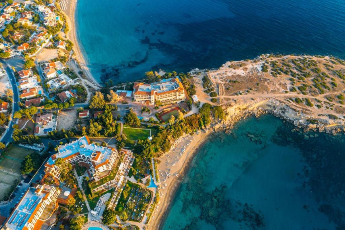 CORAL BEACH HOTEL