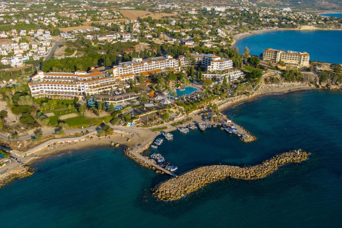 CORAL BEACH HOTEL