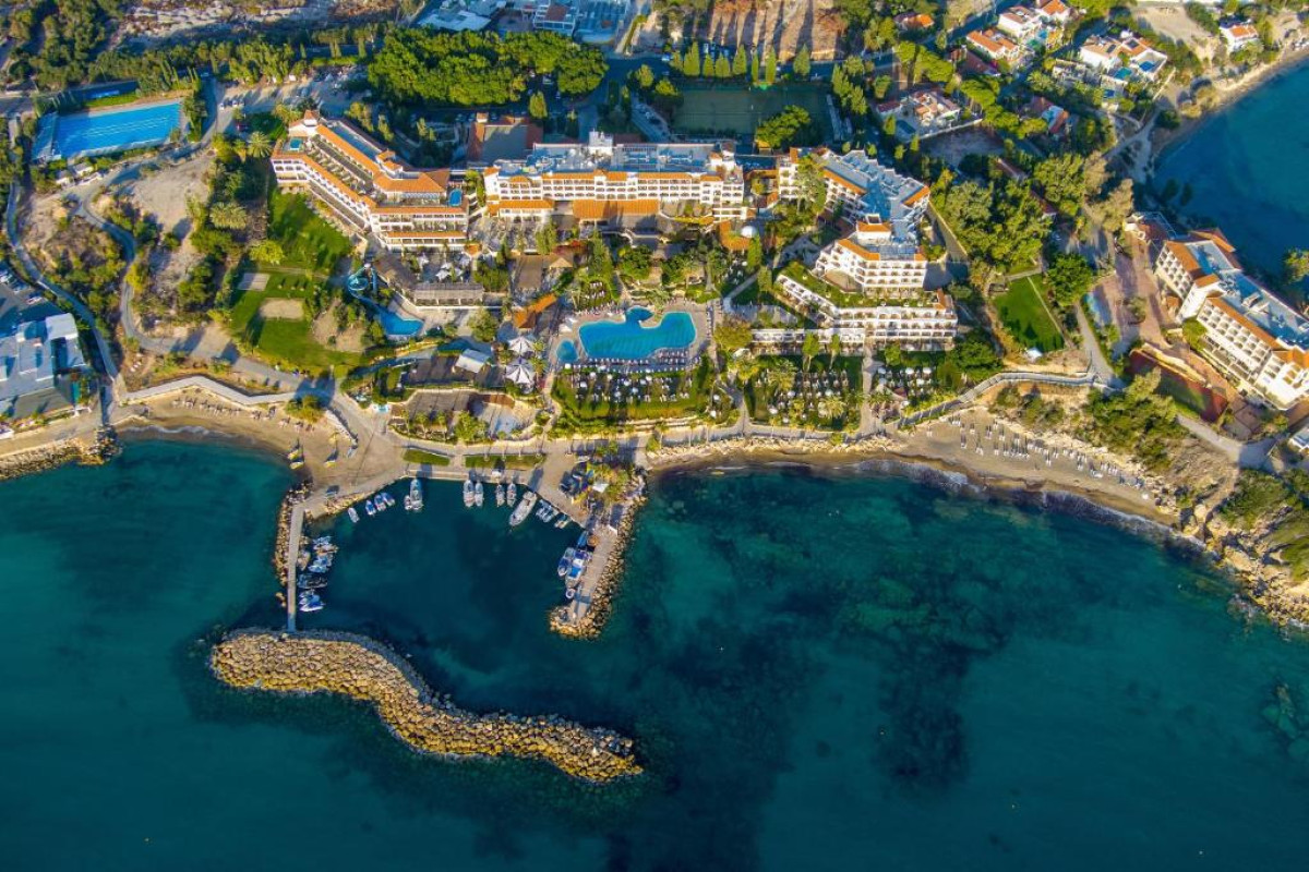 CORAL BEACH HOTEL
