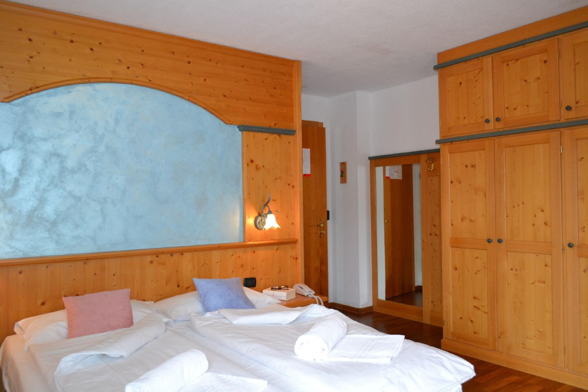 Hotel Corona