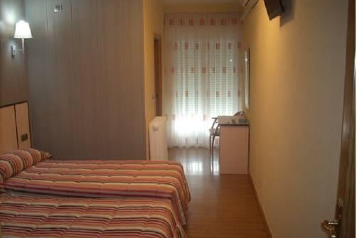 Hotel Corona De Castilla
