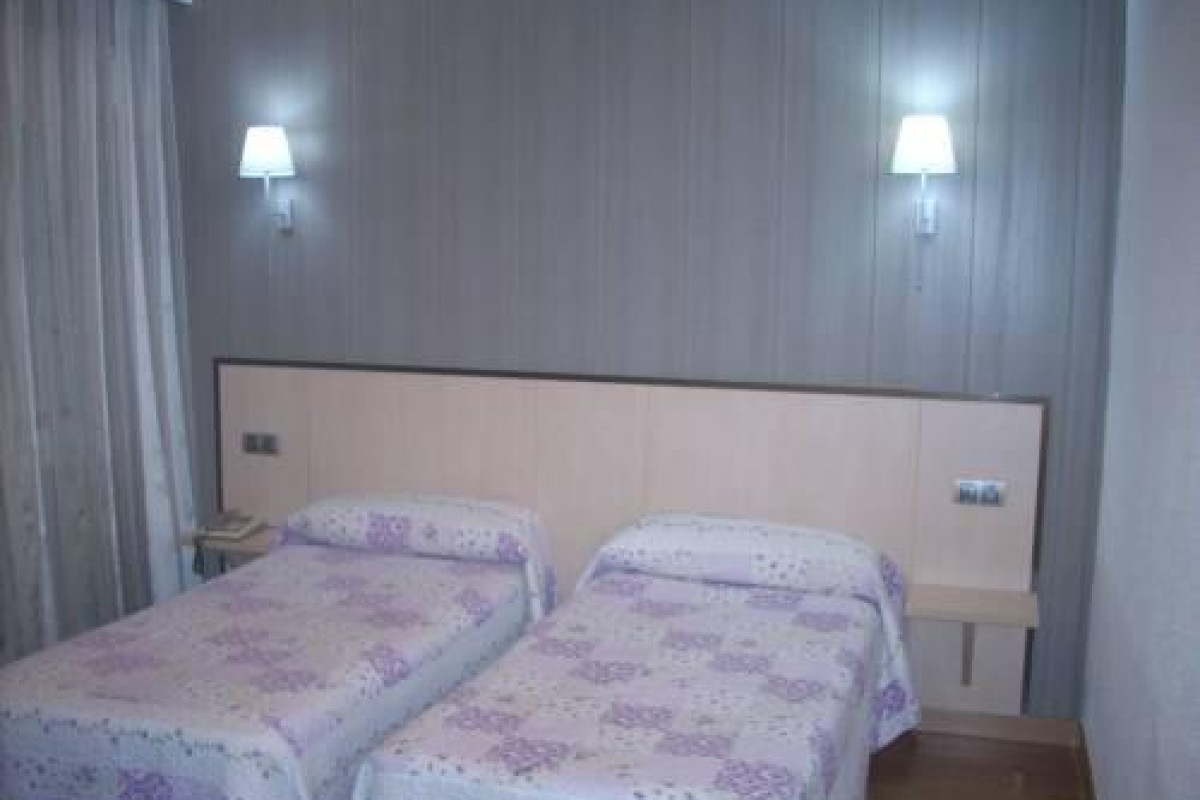 Hotel Corona De Castilla