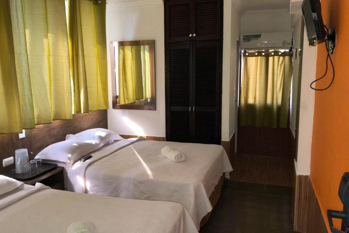 Hotel Costa Inn