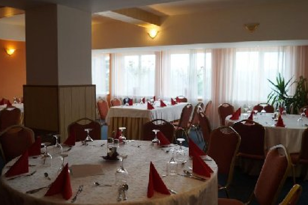 Hotel COTA 1400