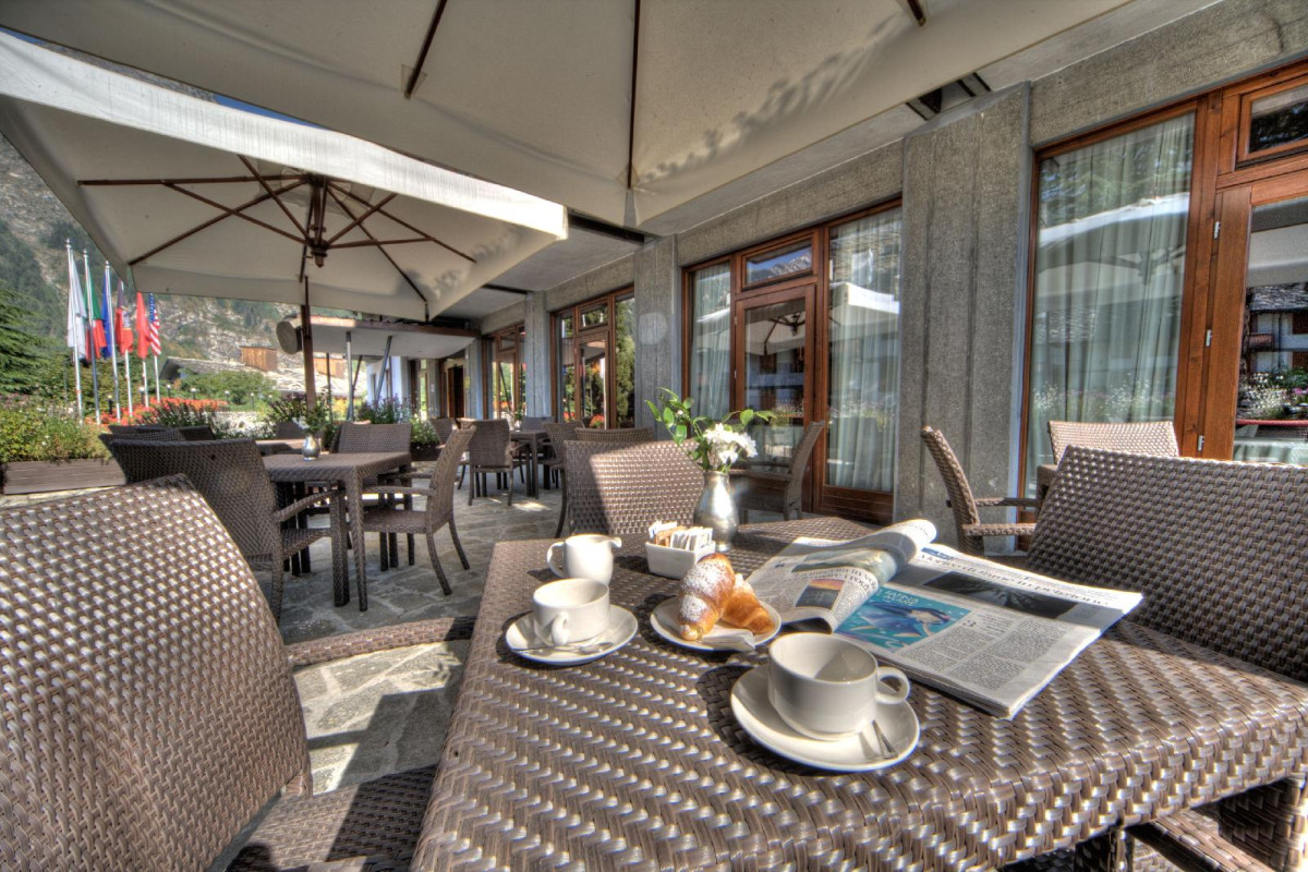 HOTEL CRESTA ET DUC