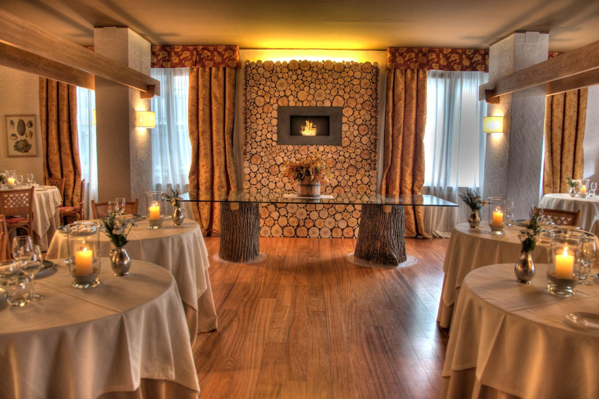 HOTEL CRESTA ET DUC