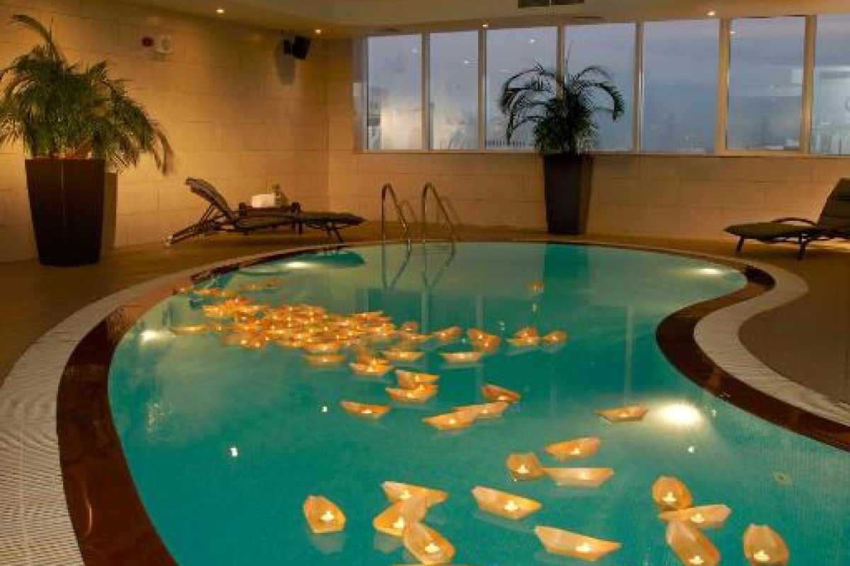CRISTAL HOTEL ABU DHABI
