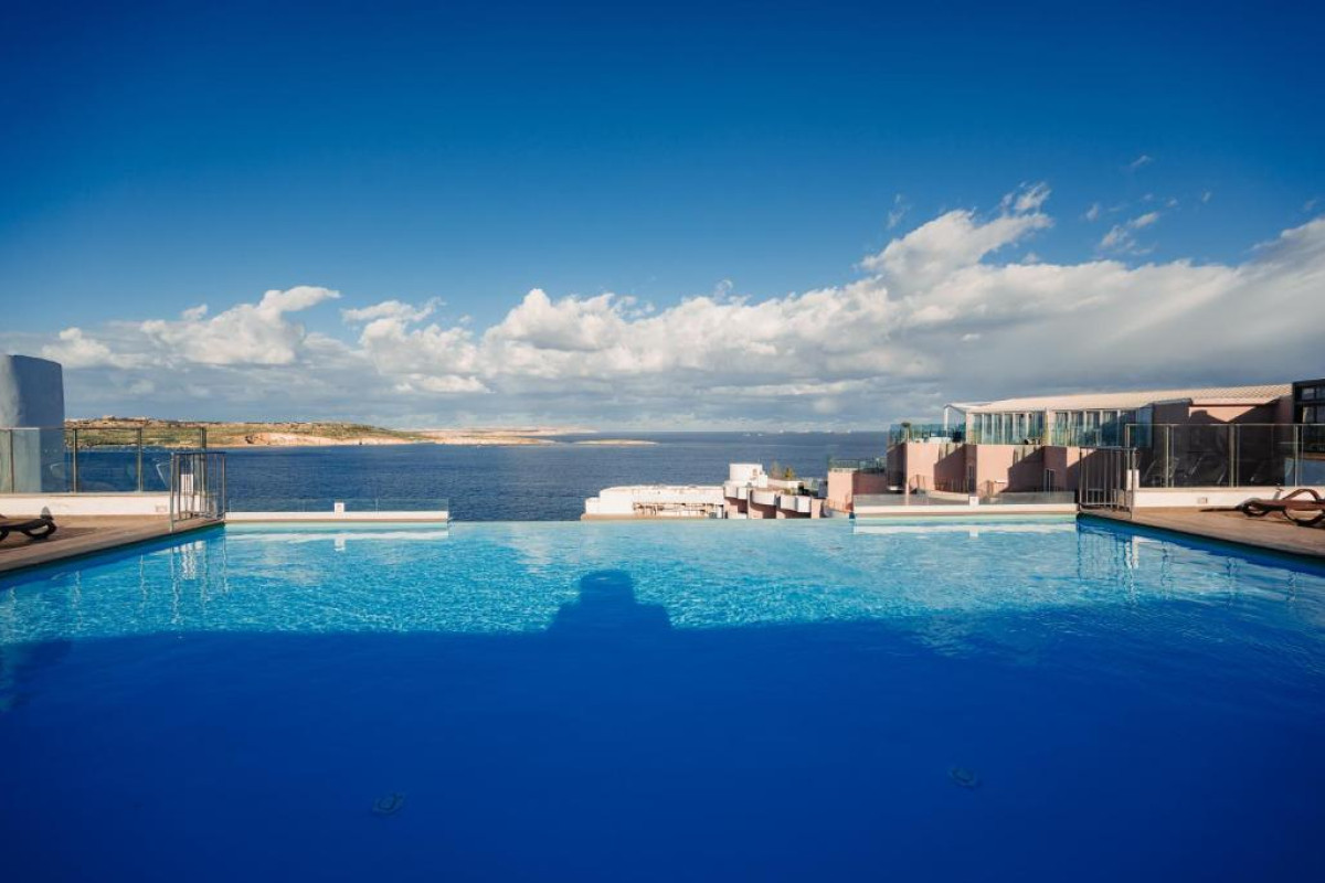 Hotel db San Antonio + Spa