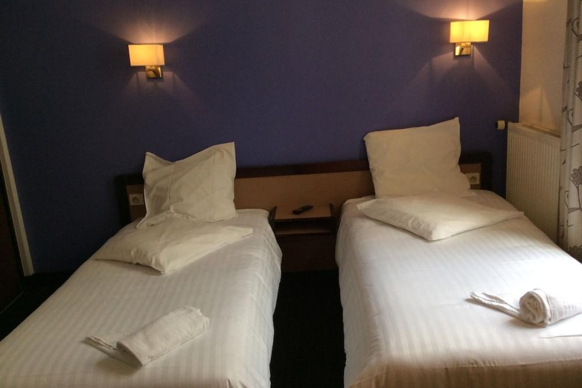 Hotel De La Place