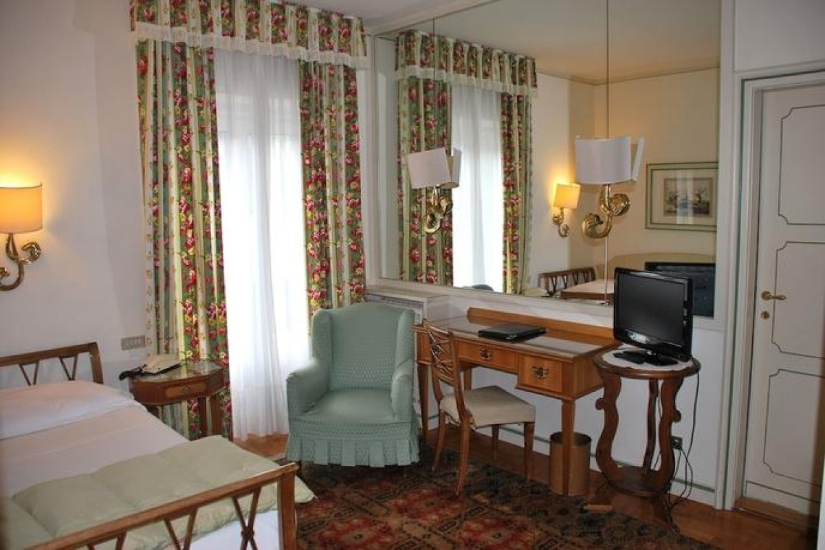 Hotel De La Poste