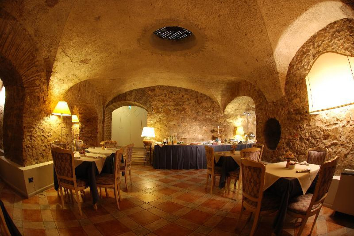 Hotel De La Ville
