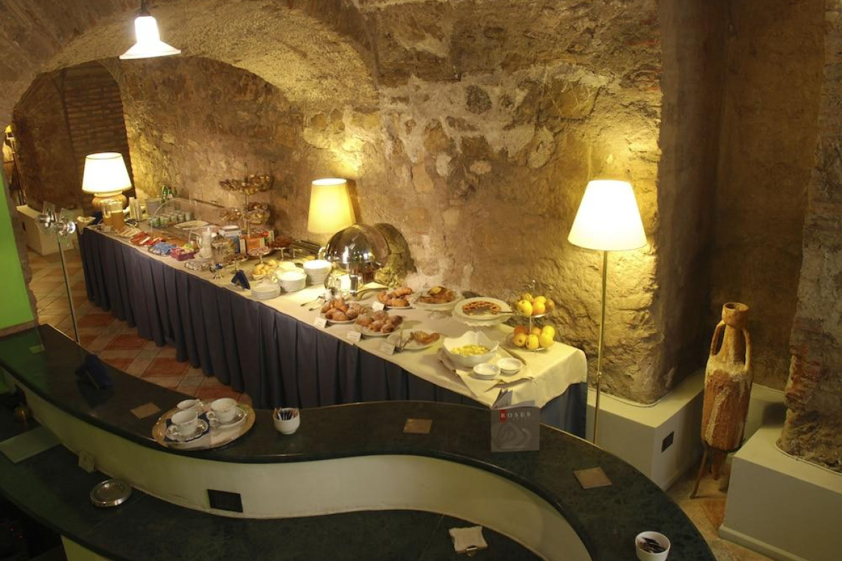 Hotel De La Ville