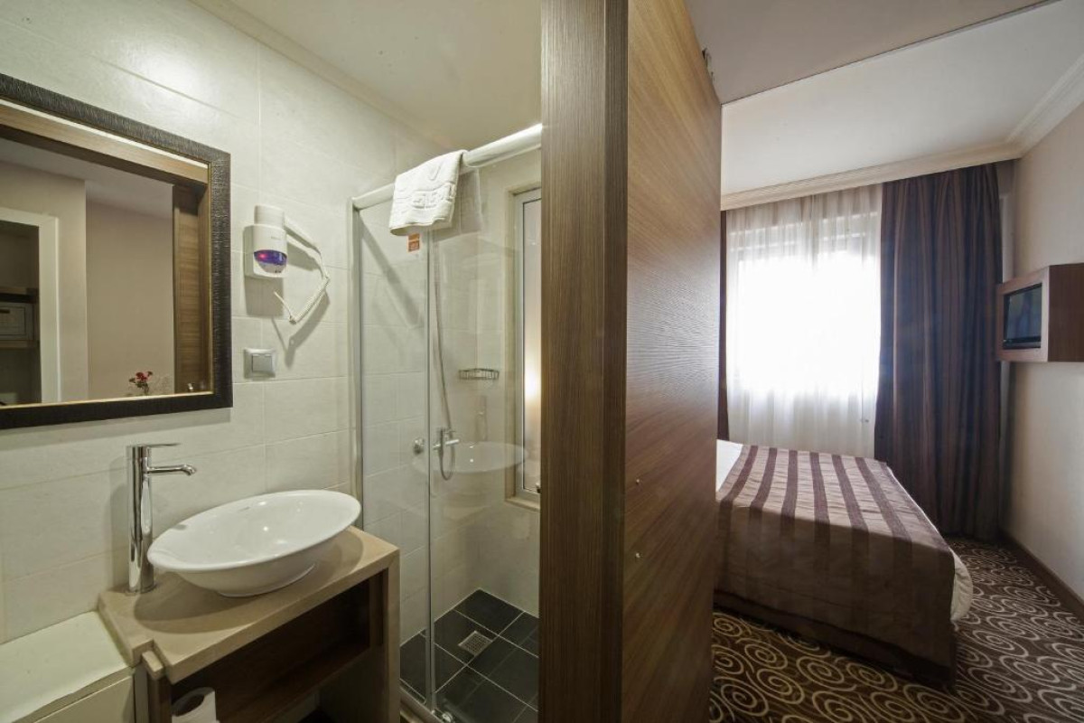 DELTA HOTEL ISTANBUL
