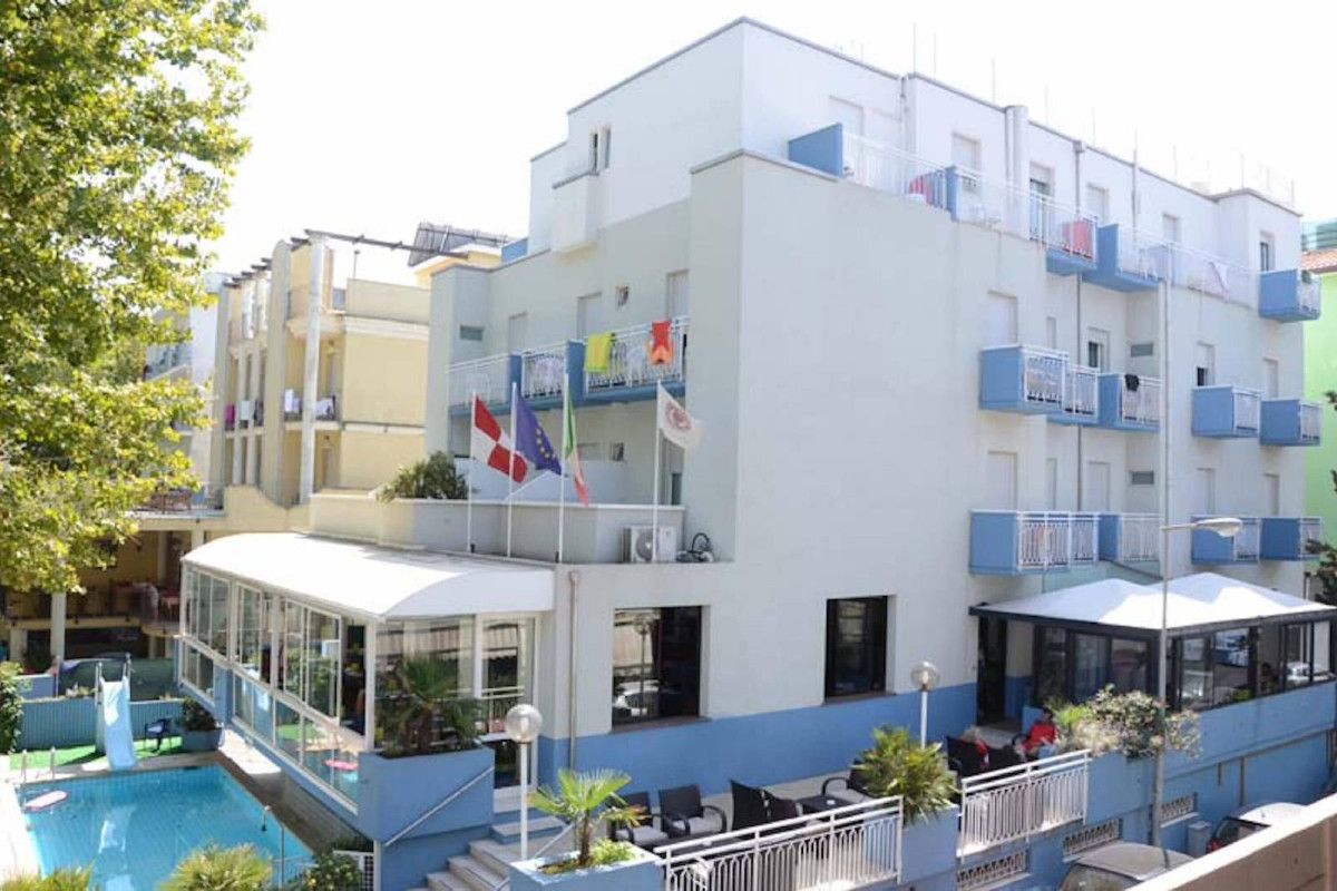 DIAMOND HOTEL